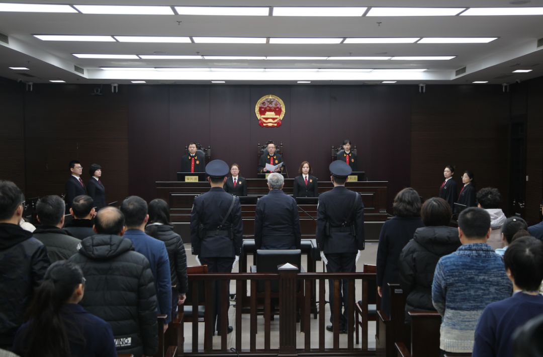 秦如培受贿2.16亿余元被判死缓秦如培受贿案揭秘，涉案金额高达2.16亿余元，被判死缓的背后真相