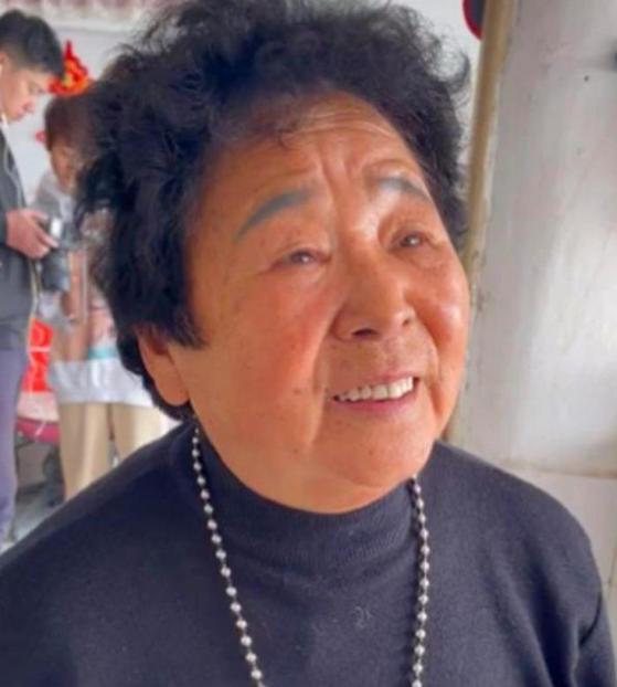 被家暴杀了丈夫全家被家暴后，她为何选择杀了丈夫全家？深度解析背后的悲剧